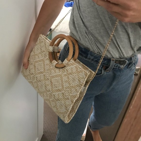 COLETTE HAYMAN Woven Clutch Crossbody Handbag - Picture 2 of 3